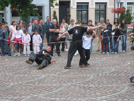 2.6 laß dir von uns nichts gefallen...