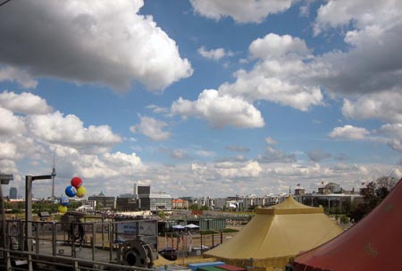 0.6 Der Blick vom Hauptbahnhof Richtung Innenstadt