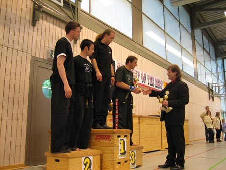 2.4 Siegerehrung (John Platz 1)