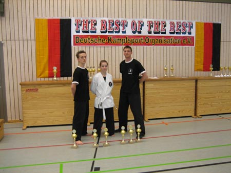 3.0 Alex, Nicole und der Manuel