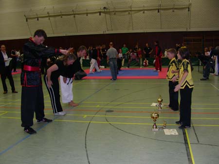 4.5 Siegerehrung Weapon Tradtional Kinder II