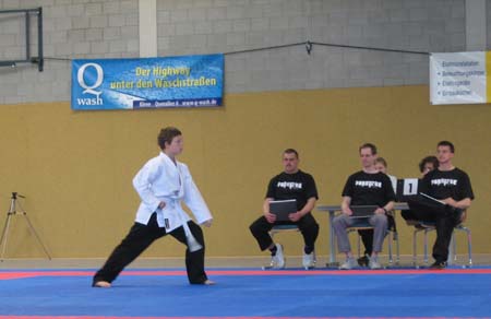 0.5 Niklas beim Schrittdiagramm ...sauber!