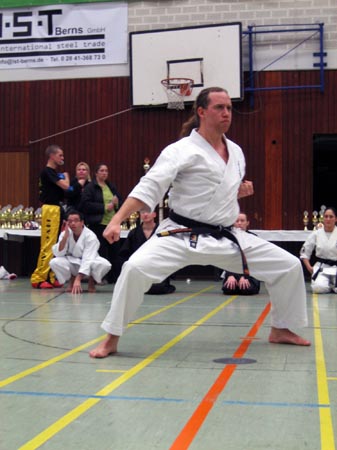 0.7 Noch immer John, selbe Disziplin