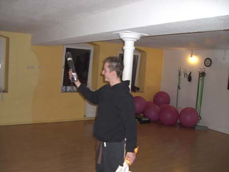 0.6 Unfassbar, Alex packt aus und erhält seinen schwarzen Gürtel