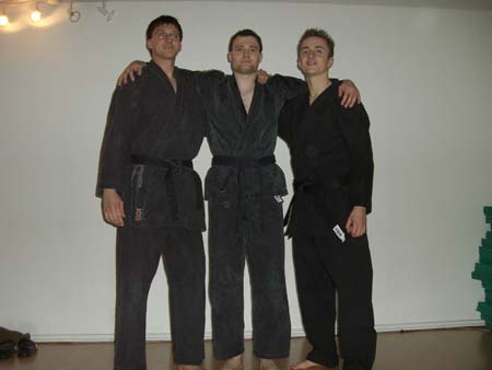 1.6 Das Bild zeigt, alle halten zusammen!