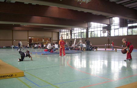 1.2 langsam steigt die Spannung in der Luft