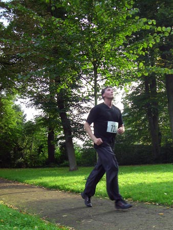 2.7 Sag Manuel, konzentrierst du dich auf den Lauf... wo guckst du hin...