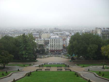 0.3.8 Als zweithöchster Punkt in Paris (Eifelturm der Höchste) hat man von hier eine sehr gute Aussicht auf die Stadt