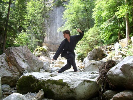 1.3 Sieht überhaupt nicht toll aus, aber die pieckenden Steine waren alles andere als angenehm