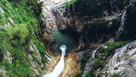 2.0....und leider auch nach gaaaaaaaaaaaaaaaaaaaaaaanz tief unten