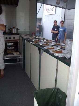 2.9 So ein Tag ist anstregend. Das Buffet gabs zum Seminar und war suuuuuper!!!