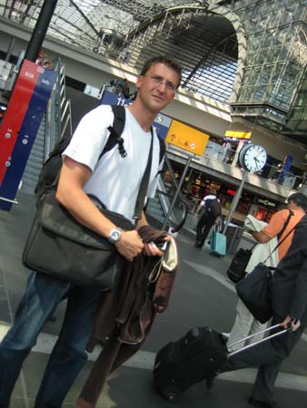 0.0.0.7 Hier der Manuel