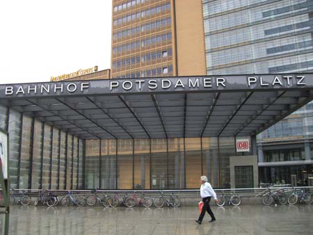 0.0.1.1 Na, wo sind wir hier... Rrrrichtig, am Potsdamer Platz
