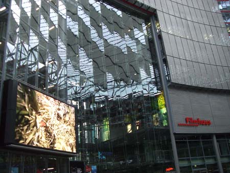 0.0.3.7 Blick nach links