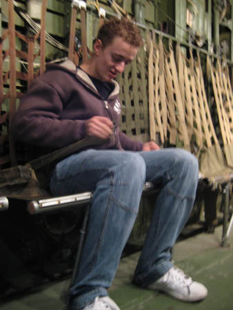 0.1.1 Der Alex im Flugzeug