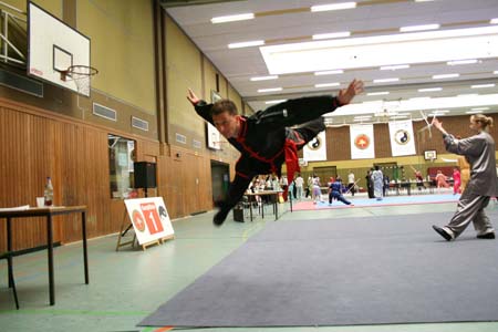 0.2.2 ... Mein Gott, Manuel, H Ö H E R ! ! !