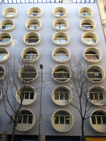 0.6.5 Nach dem Rundgang im Casa Mila nun auf dem Weg zur Sagrada Familia