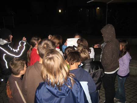 0.0.3 Mitten in der Nacht gabs eine Nachtwanderung