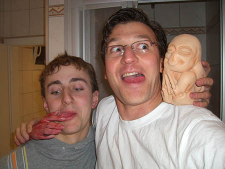 0.0.3 Alex und Manuel gruseln sich in der Umkleide