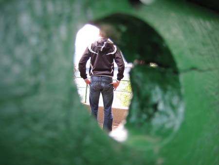 0.0.4 Alex photografiert hier stalker like den Manuel von hinten