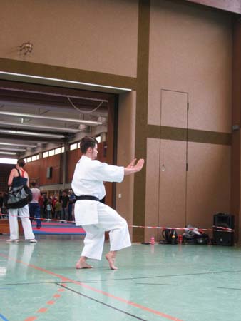 0.4.4 Wird für Manuel nicht leicht