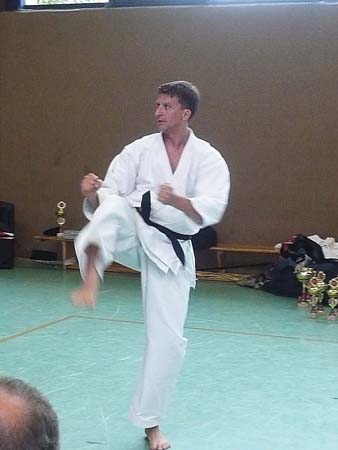 0.4.8 Stechen ist Spannend und der Druck hoch