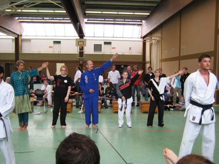 0.4.9 Ergebnis des Stechens 4 zu 1 für Manuel. Er gewinnt das Stechen und somit die Bronze Medaille