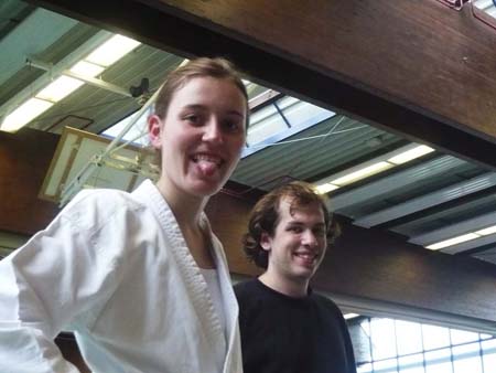 0.5.8 Sarah und Dennis