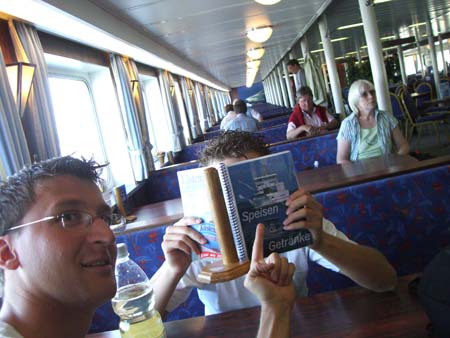 0.0.1 Manuel und Alex auf dem Weg zur Nordseeinsel Norderney. Natürlich nicht ohne Blödsinn, viel guter Laune und wahnsinns Wetter