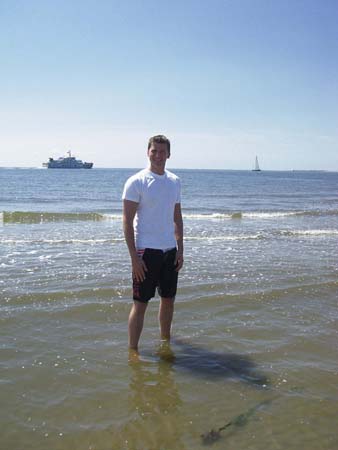 0.2.5 Der Sand muß ja auch wieder runter... Hmmm, was liegt da näher als bei den Temperaturen ins Wasser zu gehen