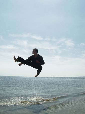 0.3.4 Was für ein Tritt