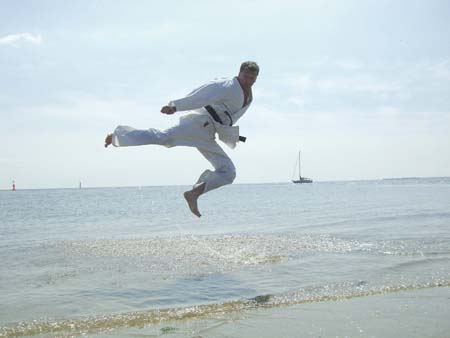 0.3.6 Manuel tritt rückwerts.. Das sah auch mal besser aus, gell