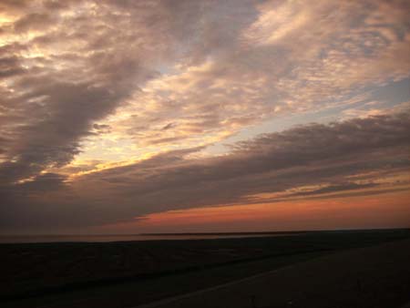 0.8.2 Hier schaut man vom Leuchtturm Richtung Parkplatz...