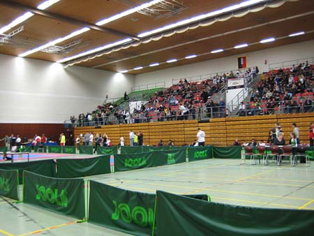 0.0.4 Hier vorne werden nachher Formen Wettkämpfe stattfinden