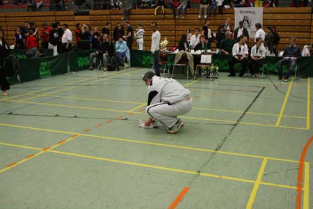 0.7.2 Warum auch immer, hier auf der Kampffläche lag plötzlich erbrochenes