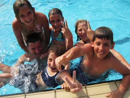 0.1.3 Oh oh, Manuel konnte auch hier nicht mehr stehen... Kommt ruhig drauf, ihr seid ja nicht schwer