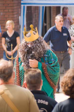 0.0.7 Der König spricht seine wohl überdachten Worte...