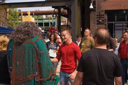 0.1.5 Alex erhält empfängt nun seine Ernennung