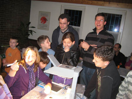 0.0.2 Es werden auch Spiele gespielt