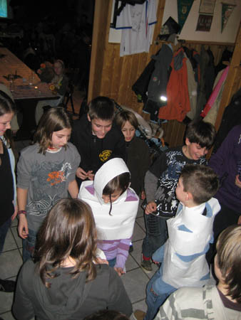 0.0.3 Hier Spiele mit vieeel Toilettenpapier