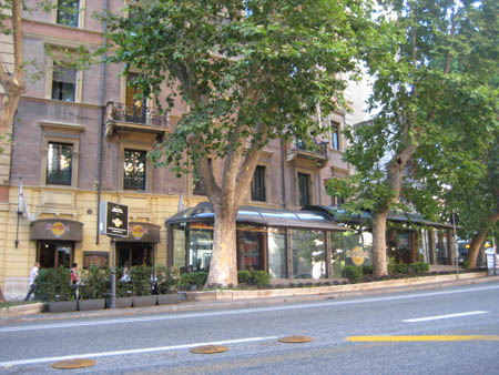 0.3.1 In Rom steht natürlich auch das Hard Rock Cafe auf dem Programm