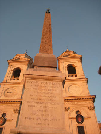 0.3.5 Auf der spanischen Treppe. Für dieses Bild haben wir uns mehr als auf den Boden legen müssen