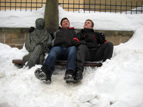 0.3.2 Hier sitzen wi#50032