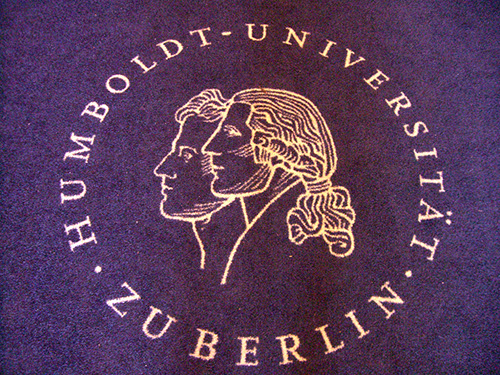0.0.43 Der Eingangsteppich in der Humboldt Universität