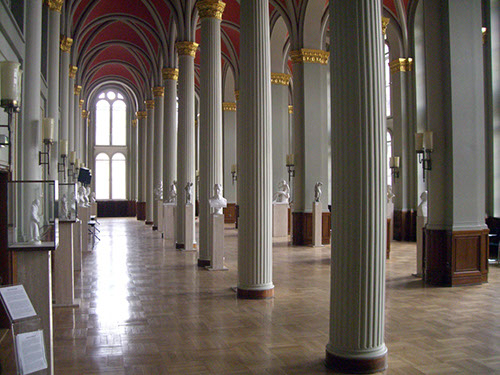 0.0.35 Der Büstensaal im Roten Rathaus