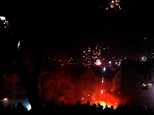 0.4.5 Ausgelassen wird gefeiert