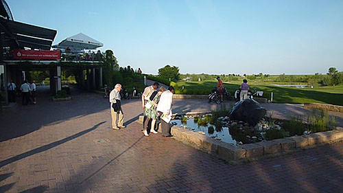 0.2.0 So viel Training macht hungrig. Hier oben links gehen wir nun essen