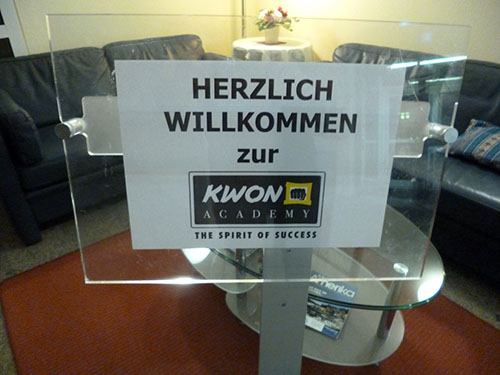 0.0.3 In der Nacht allein, aber eine liebe Begrüßung erwartete uns