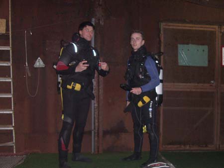 Manuel und Alex nach einem Tauchgang